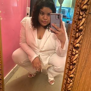 Meet your Posher, Adalyss